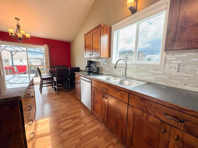 2613 56th Avenue S, Fargo, ND 58104