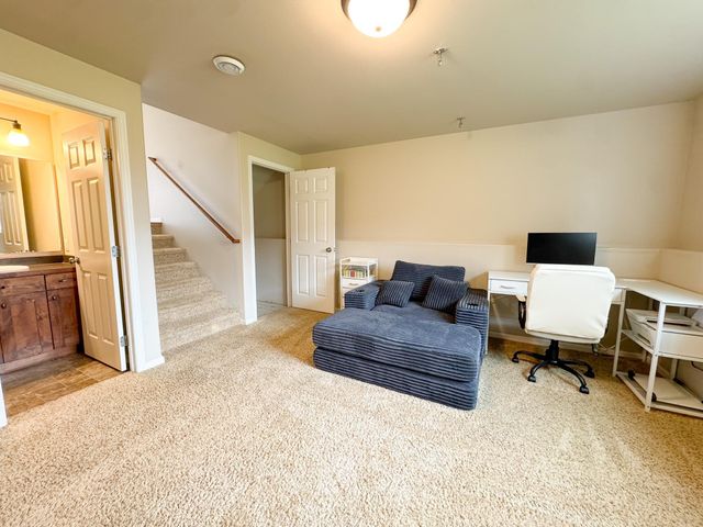 2613 56th Avenue S, Fargo, ND 58104