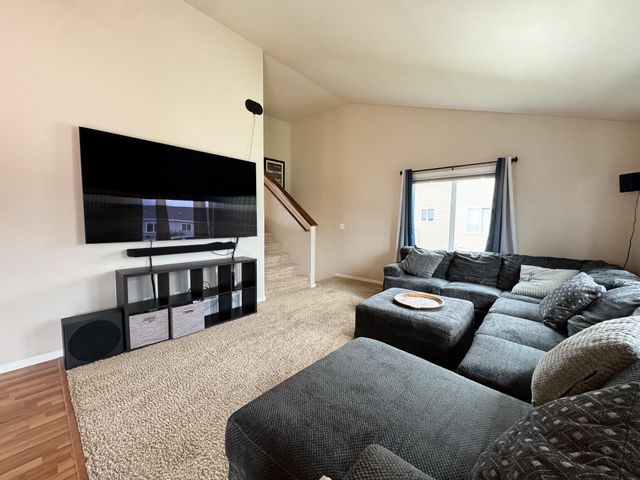 2613 56th Avenue S, Fargo, ND 58104