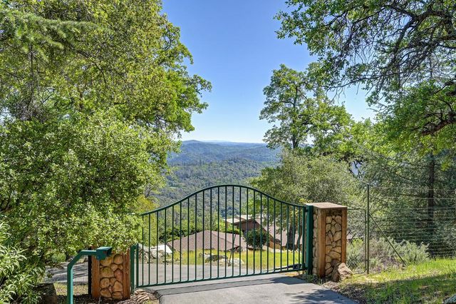 6013 Dolomite Drive, El Dorado, CA 95623
