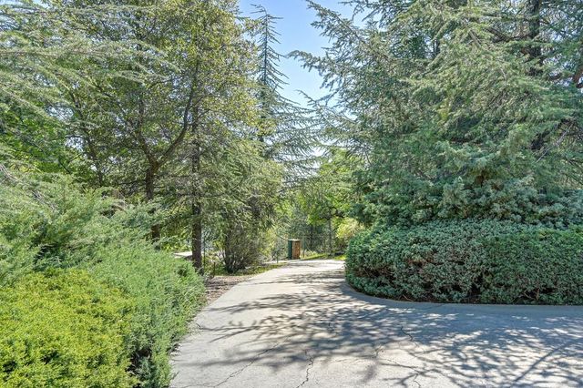 6013 Dolomite Drive, El Dorado, CA 95623
