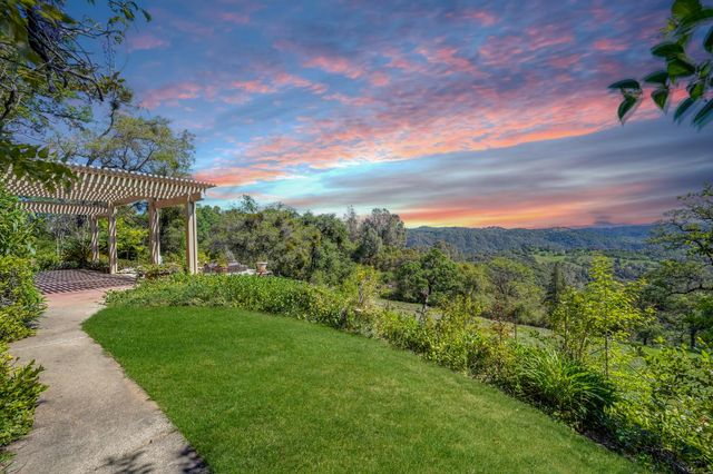 6013 Dolomite Drive, El Dorado, CA 95623