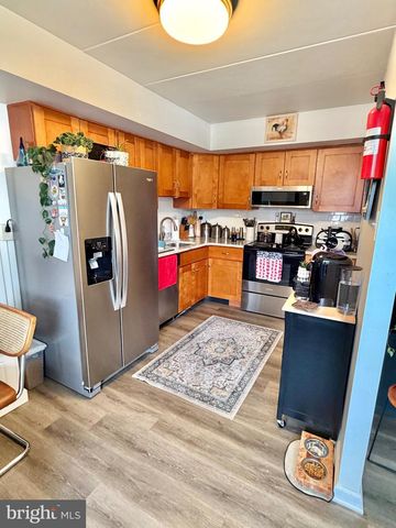 622 COUNTRY LN, Morton, PA 19070