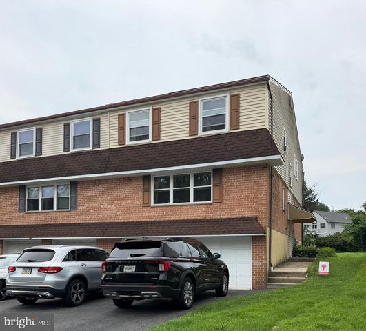 622 COUNTRY LN, Morton, PA 19070