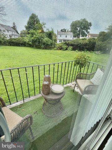 622 COUNTRY LN, Morton, PA 19070