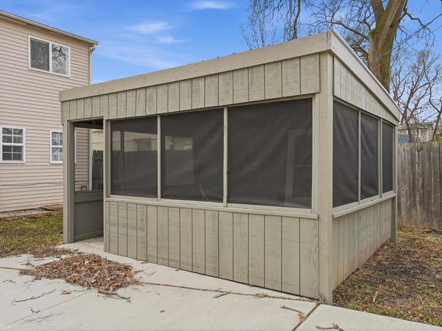 11083 Ford Avenue, Warren, MI 48089