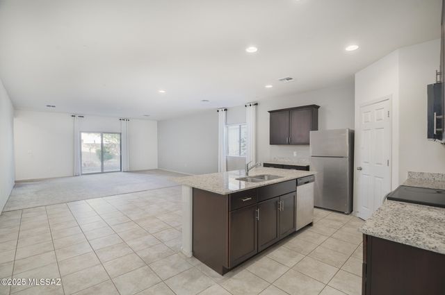 10836 W Claxton Drive, Marana, AZ 85653
