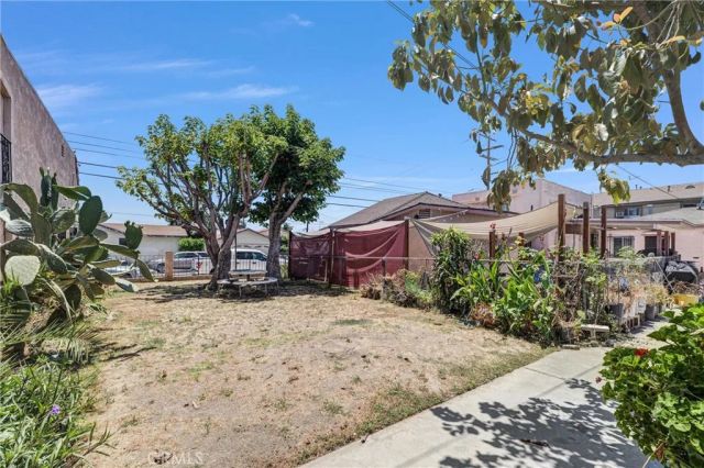 4761 Hubbard, Los Angeles, CA 90022