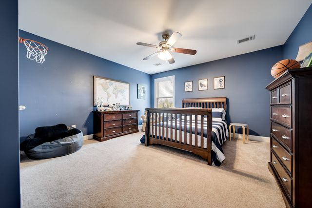 144 Ervin St, Hendersonville, TN 37075