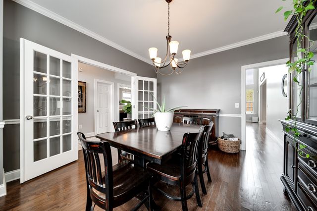 144 Ervin St, Hendersonville, TN 37075