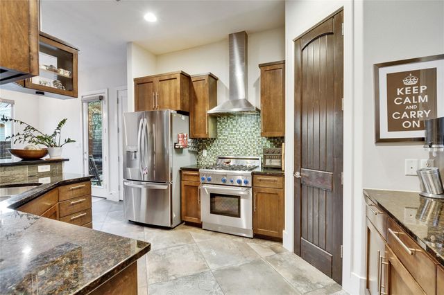 2504 Kinney RD A, Austin, TX 78704