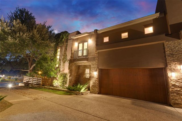 2504 Kinney RD A, Austin, TX 78704