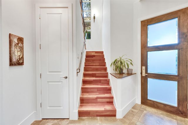 2504 Kinney RD A, Austin, TX 78704