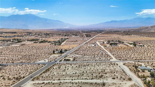5 Dillon Road, Sky Valley, CA 92241