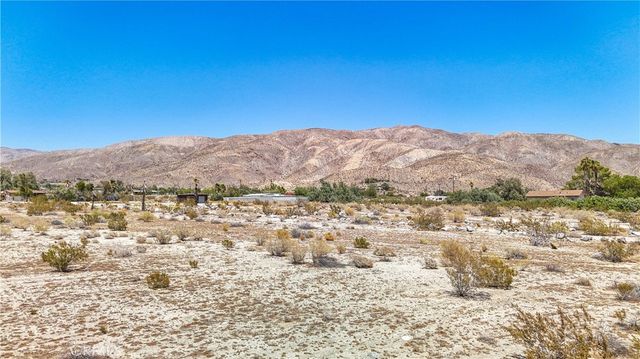 5 Dillon Road, Sky Valley, CA 92241