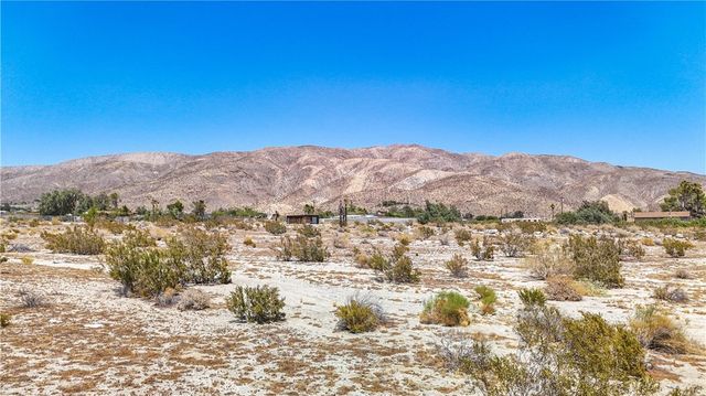 5 Dillon Road, Sky Valley, CA 92241