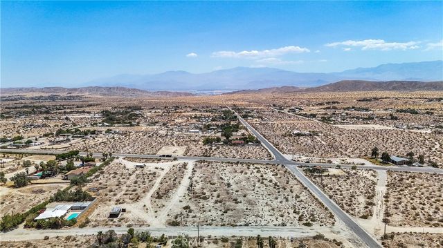 5 Dillon Road, Sky Valley, CA 92241