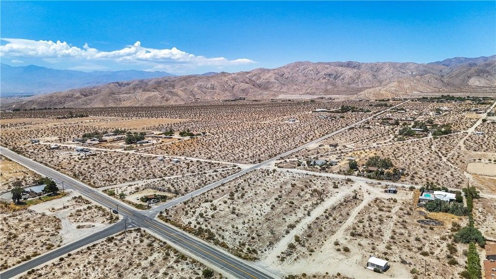 Image 12 of property listing at 5 Dillon Road, Desert Hot Springs, CA 92241