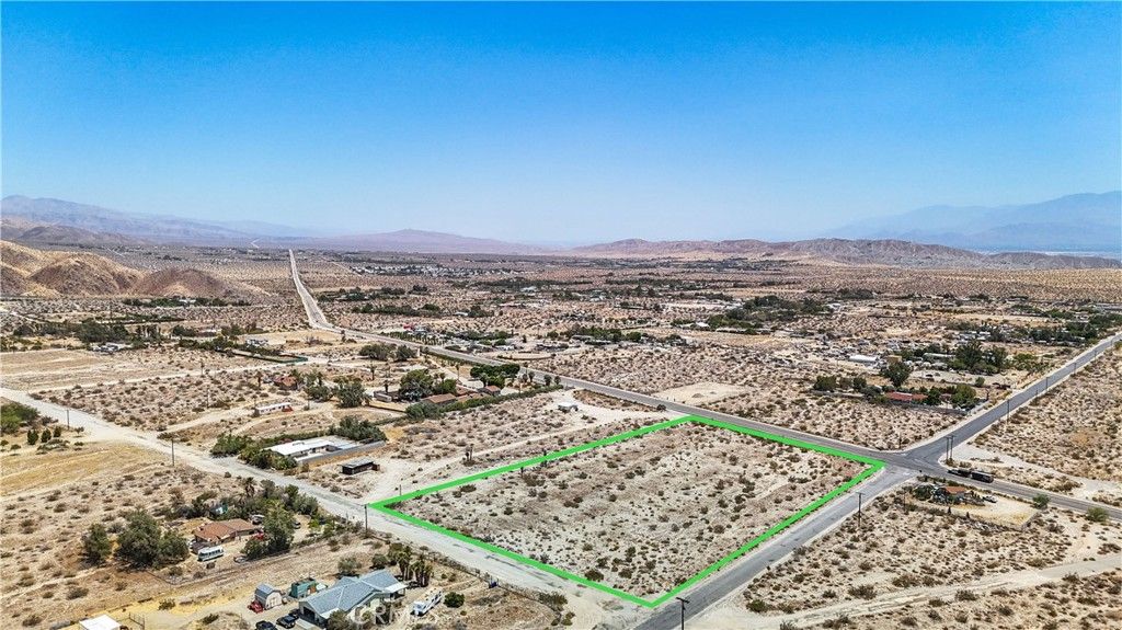 Image 3 of property listing at 5 Dillon Road, Desert Hot Springs, CA 92241