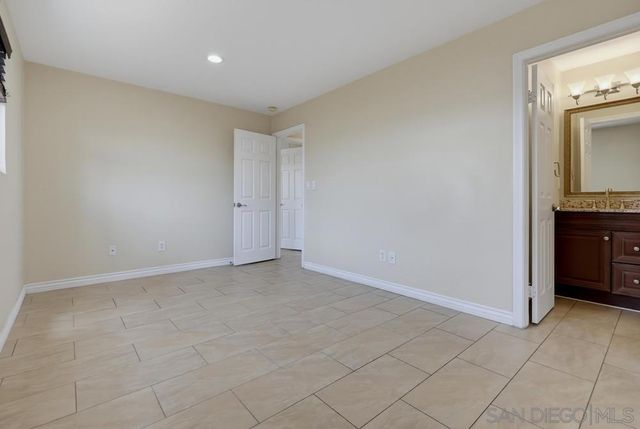188 S Lincoln Ave 3, El Cajon, CA 92020
