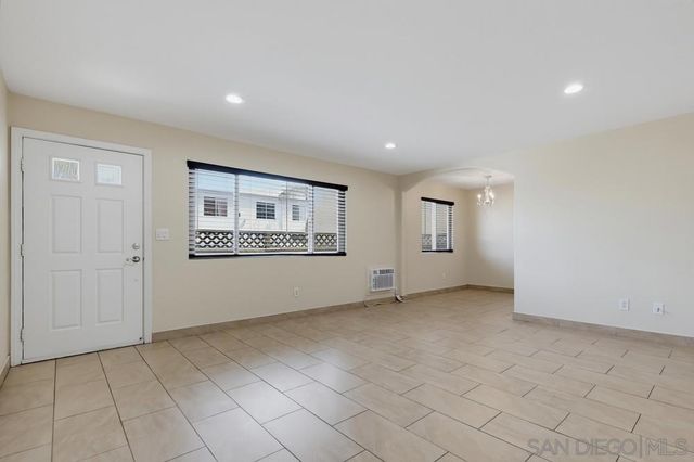 188 S Lincoln Ave 3, El Cajon, CA 92020