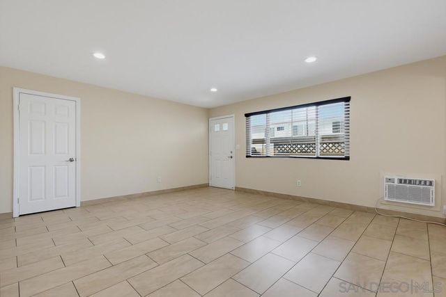 188 S Lincoln Ave 3, El Cajon, CA 92020