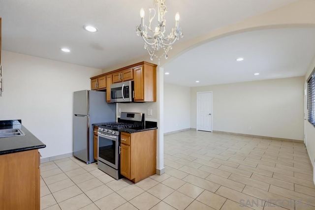 188 S Lincoln Ave 3, El Cajon, CA 92020