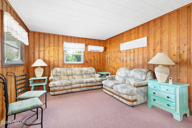 55521 Front Street, Astor, FL 32102