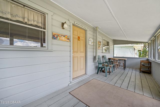 55521 Front Street, Astor, FL 32102