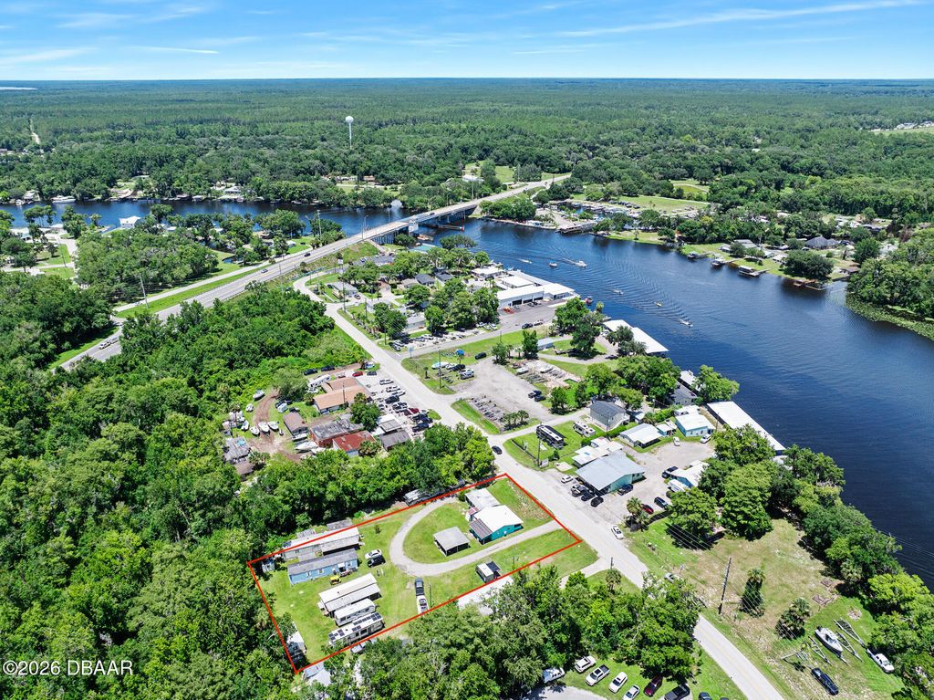 55521 Front Street, Astor, FL 32102