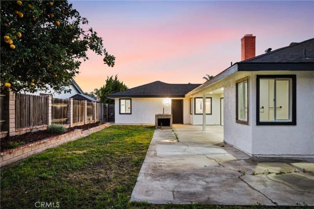 1423 Genoa Way, Santa Maria, CA 93455