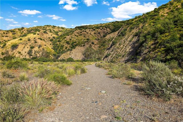 29145 Shadybrook, Silverado, CA 92676