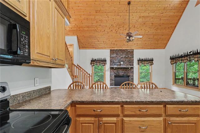 277 Wards Creek Drive, Dahlonega, GA 30533