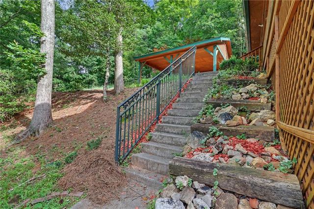 277 Wards Creek Drive, Dahlonega, GA 30533
