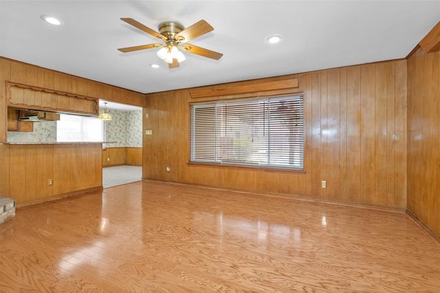 2531 Hollow Hook Road, Houston, TX 77080