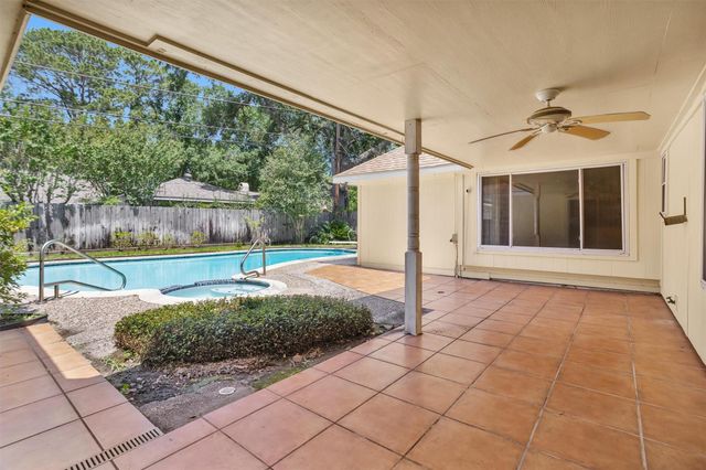 2531 Hollow Hook Road, Houston, TX 77080