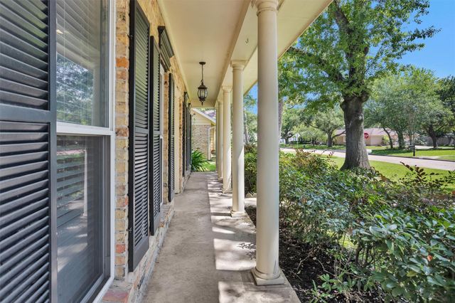 2531 Hollow Hook Road, Houston, TX 77080