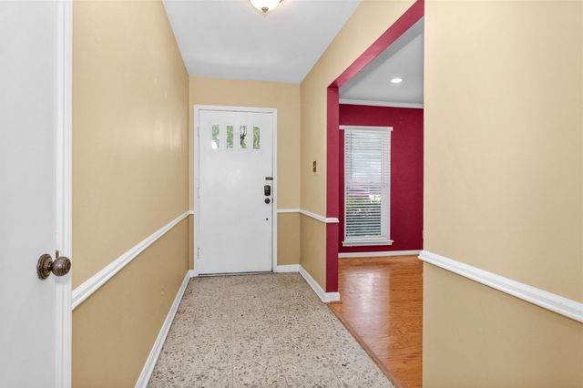 2531 Hollow Hook Road, Houston, TX 77080