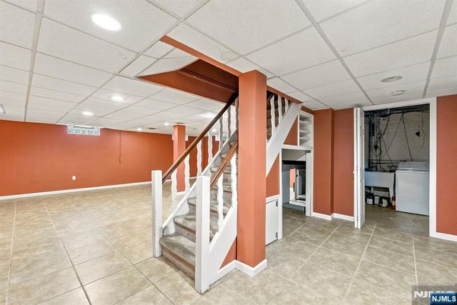 49 Highland Road, Glen Rock, NJ 07452