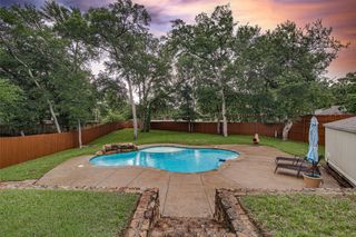 827 Huebner Way, Burleson, TX 76028