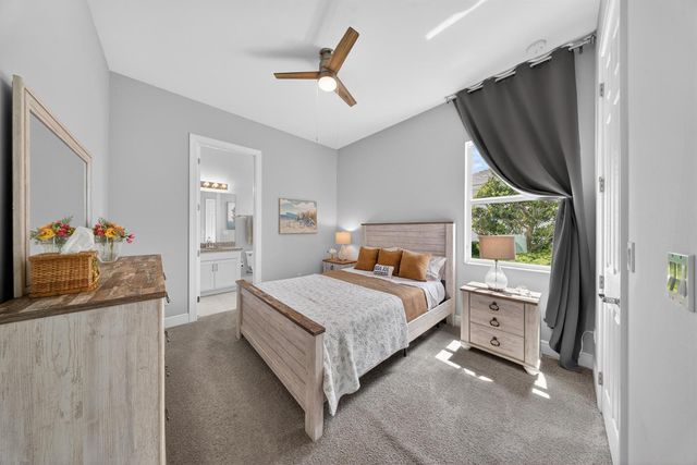 9086 SW Roccia Way, Port St. Lucie, FL 34987