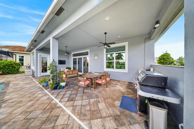 9086 SW Roccia Way, Port St. Lucie, FL 34987