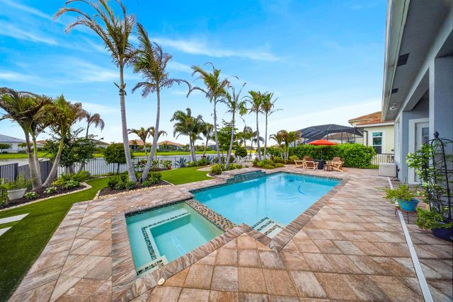9086 SW Roccia Way, Port St. Lucie, FL 34987