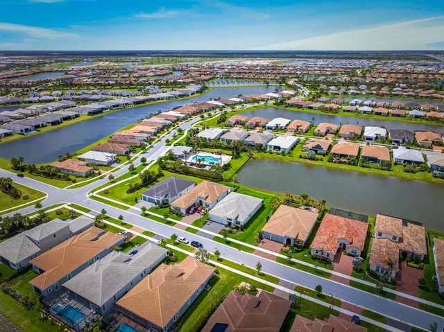 9086 SW Roccia Way, Port St. Lucie, FL 34987