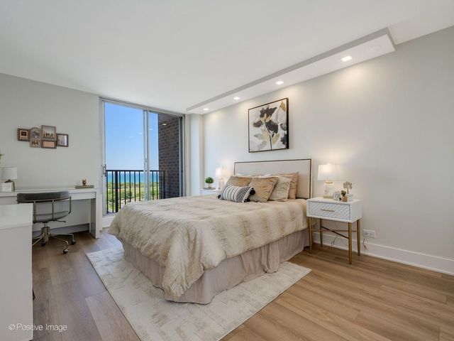 4170 N Marine Drive 24H, Chicago, IL 60613