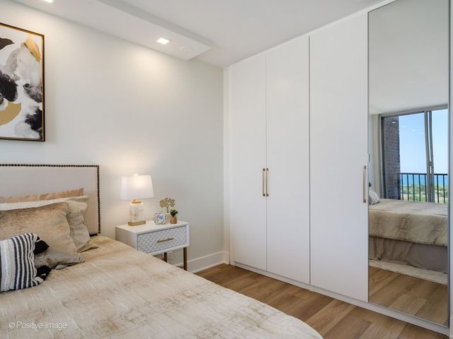4170 N Marine Drive 24H, Chicago, IL 60613