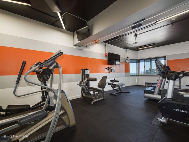 4170 N Marine Drive 24H, Chicago, IL 60613