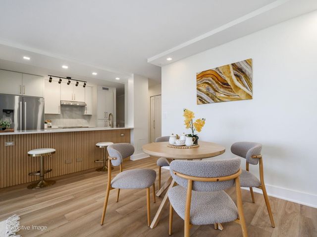 4170 N Marine Drive 24H, Chicago, IL 60613