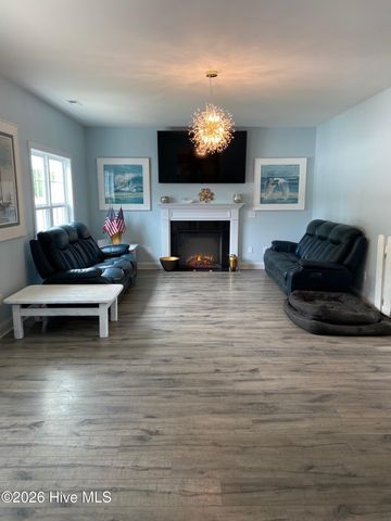 808 Colchester Reef Run, Sneads Ferry, NC 28460