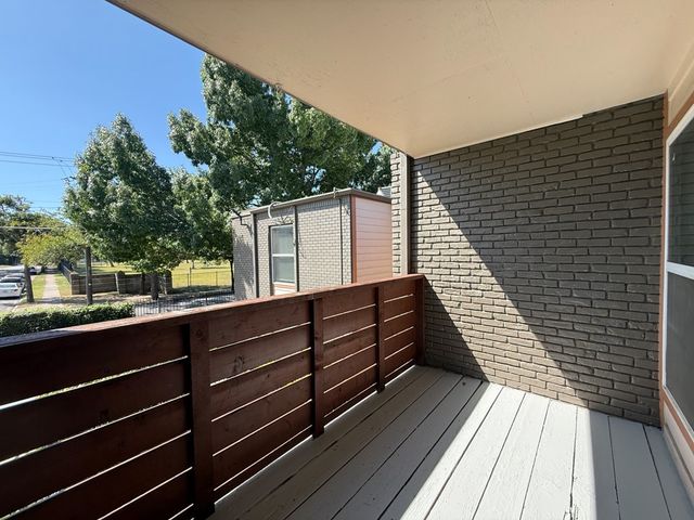 2833 Kings Road 210, Dallas, TX 75219